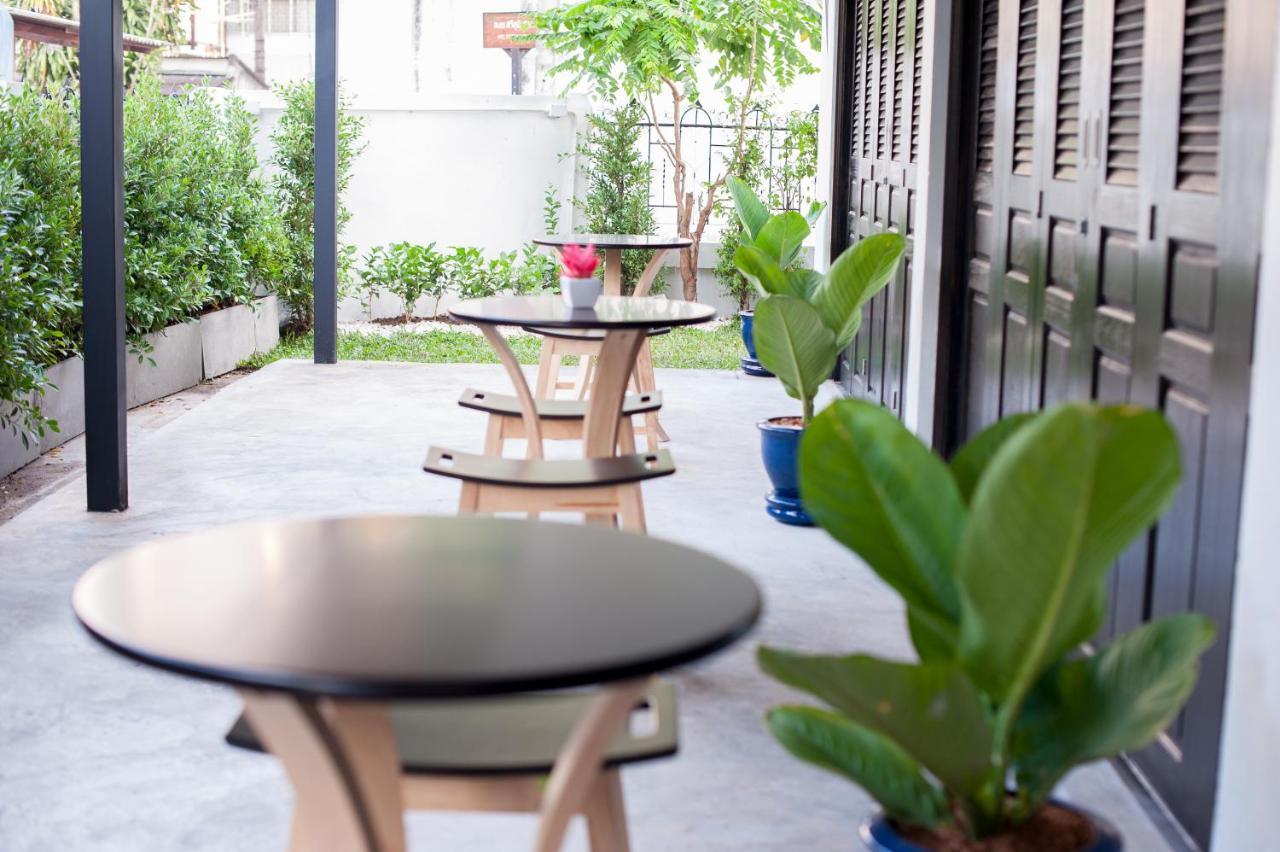Baan Ploy In (Adults Only) Pansiyon Chiang Mai Dış mekan fotoğraf