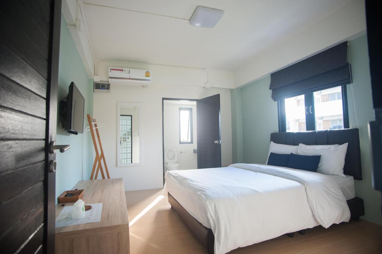 Baan Ploy In (Adults Only) Pansiyon Chiang Mai Dış mekan fotoğraf