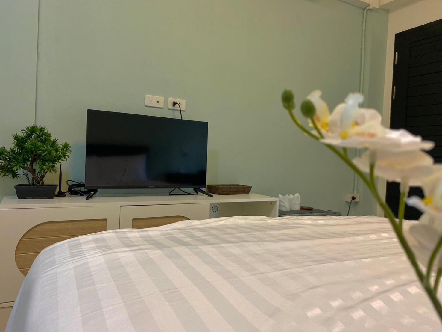 Baan Ploy In (Adults Only) Pansiyon Chiang Mai Dış mekan fotoğraf