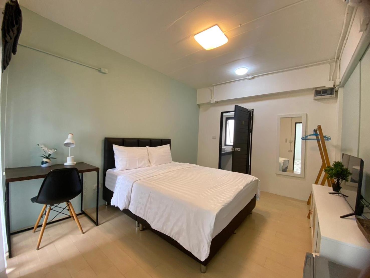 Baan Ploy In (Adults Only) Pansiyon Chiang Mai Dış mekan fotoğraf