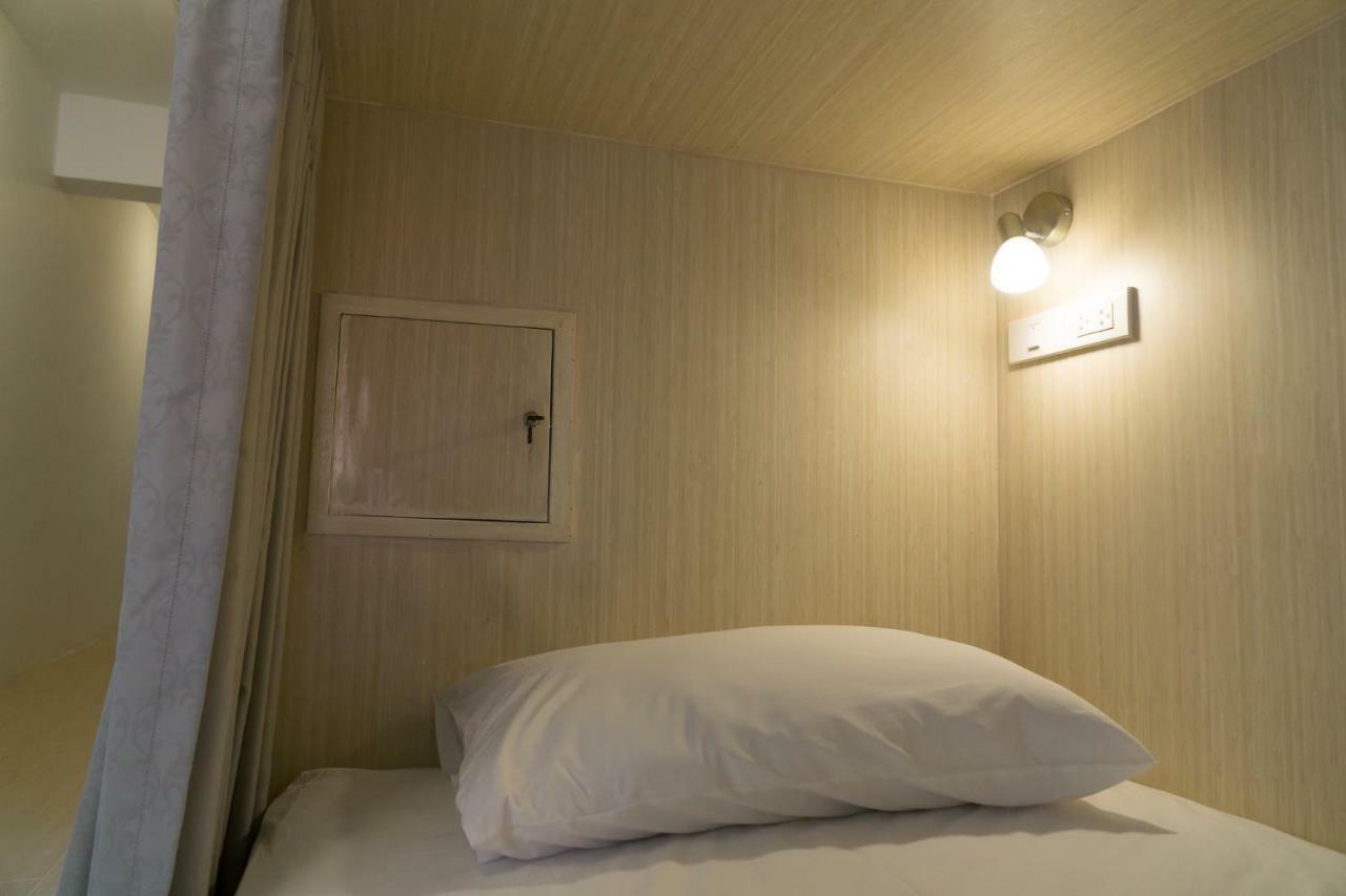 Baan Ploy In (Adults Only) Pansiyon Chiang Mai Dış mekan fotoğraf